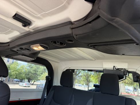 Used 2016 Jeep Wrangler Sport w/ Dual Top Group AWD/4WD image 18