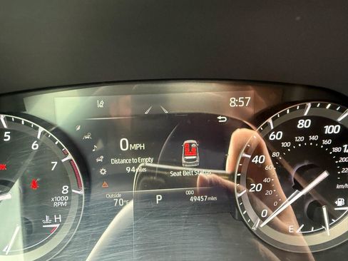 Used 2021 Toyota Highlander XSE FWD image 18