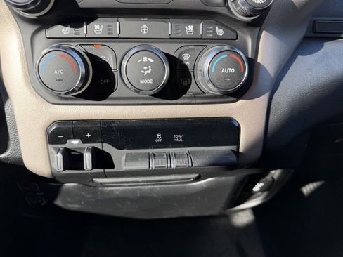 Used 2020 RAM 1500 Laramie image 30