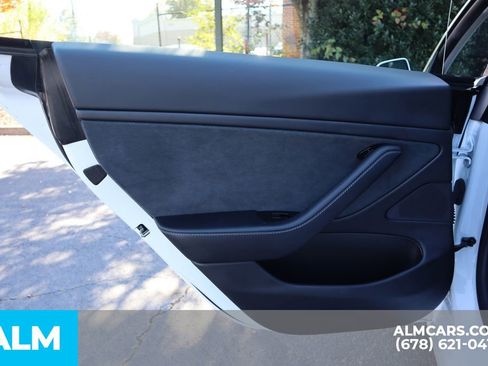 Used 2020 Tesla Model 3 Performance image 18