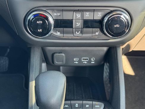 Used 2022 Chevrolet TrailBlazer LT w/ Convenience Package image 14