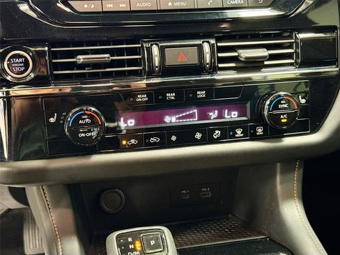 Used 2023 Nissan Pathfinder Rock Creek AWD/4WD image 15