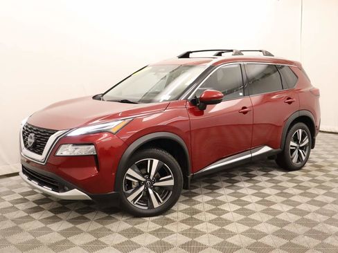 Used 2022 Nissan Rogue Platinum w/ Head-Up Display Package image 1