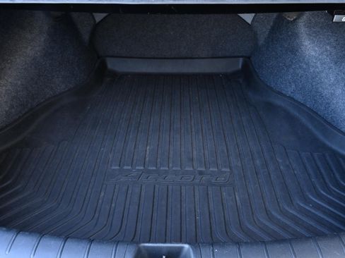 Used 2013 Honda Accord EX-L image 32