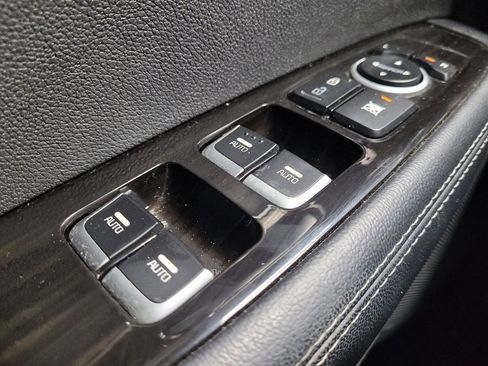 Used 2020 Kia Sorento EX AWD/4WD image 27