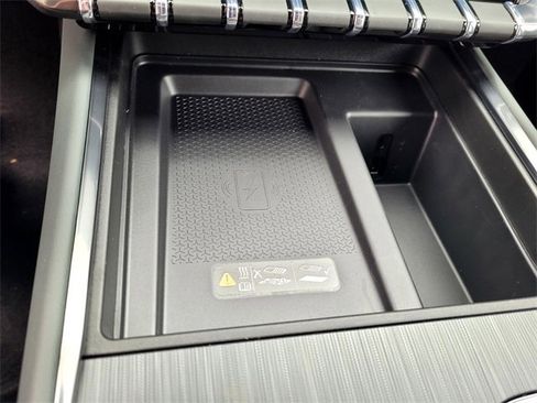 New 2026 GMC Acadia AT4 image 14