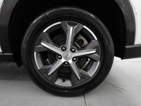 Certified 2024 Honda HR-V EX-L image 9