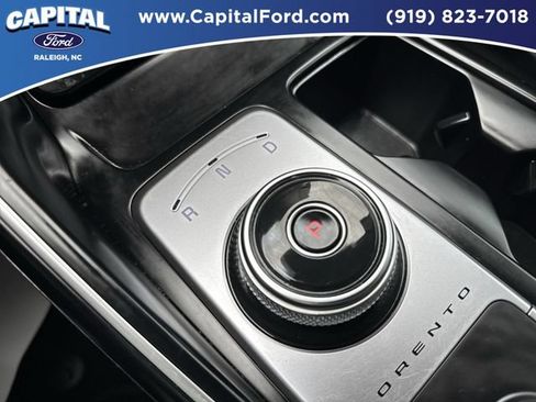 Used 2022 Kia Sorento EX w/ Panoramic Sunroof Package FWD image 31