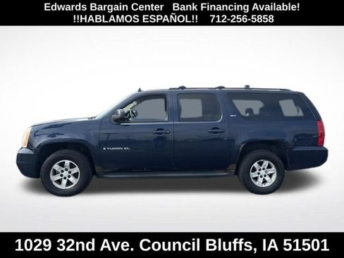 Used 2009 GMC Yukon XL SLT w/ Preferred Package AWD/4WD image 3