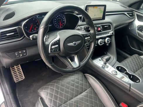 Used 2019 Genesis G70 3.3T Advanced w/ Sport Package image 23
