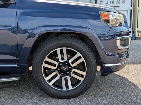 Used 2016 Toyota 4Runner Limited RWD image 12