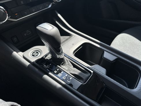 Used 2025 Nissan Sentra S FWD image 23