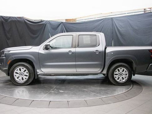 Used 2023 Nissan Frontier SV w/ SV Convenience Package image 9