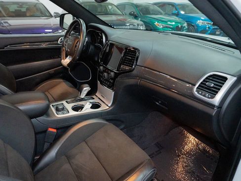 Used 2019 Jeep Grand Cherokee SRT AWD/4WD image 34