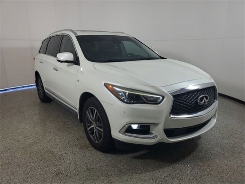 Used 2019 INFINITI QX60 Luxe w/ Essential Package image 30