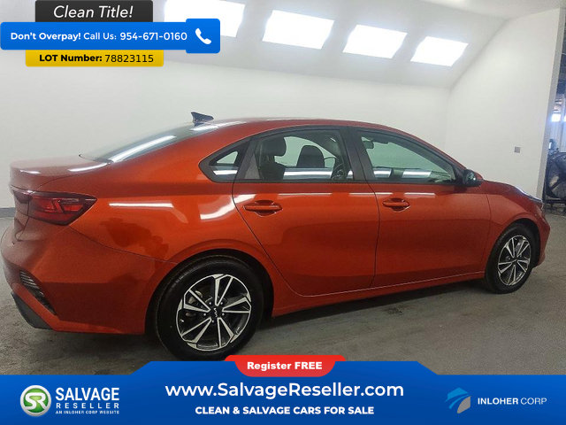 Used 2023 Kia Forte LXS w/ LXS Technology Package FWD image 4