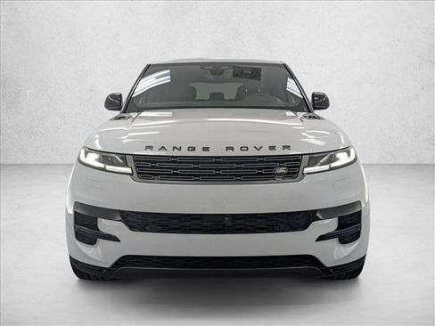New 2025 Land Rover Range Rover Sport SE image 6