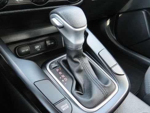 Used 2021 Kia Soul LX FWD image 23