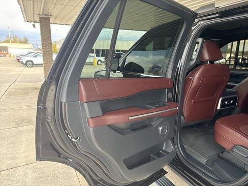 Certified 2023 Ford Expedition Limited image 21