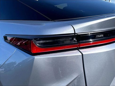 Used 2023 Lexus RZ 450e Premium w/ Technology Package AWD/4WD image 23
