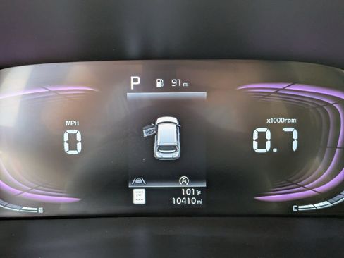 Certified 2025 Kia Soul LX w/ LX Technology Package FWD image 33