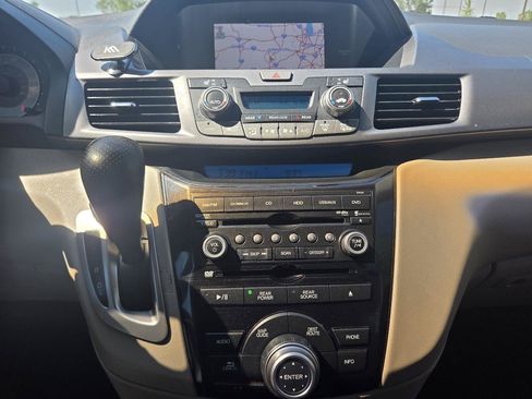 Used 2012 Honda Odyssey Touring image 17