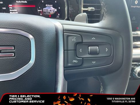 Used 2025 GMC Sierra 1500 SLT w/ SLT Premium Plus Package AWD/4WD image 30