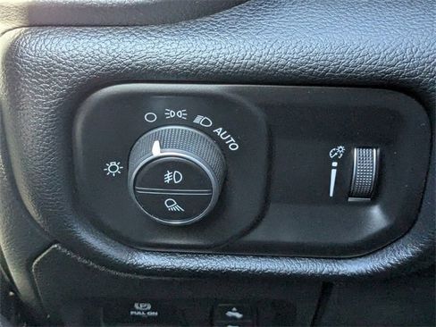 Used 2021 RAM 1500 Lone Star image 23