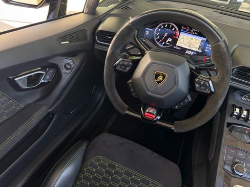 Used 2017 Lamborghini Huracan LP 610-4 image 52