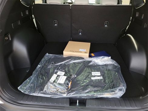 New 2026 Hyundai Tucson Limited image 8