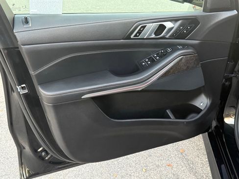 Used 2022 BMW X5 xDrive45e w/ M Sport Package image 20