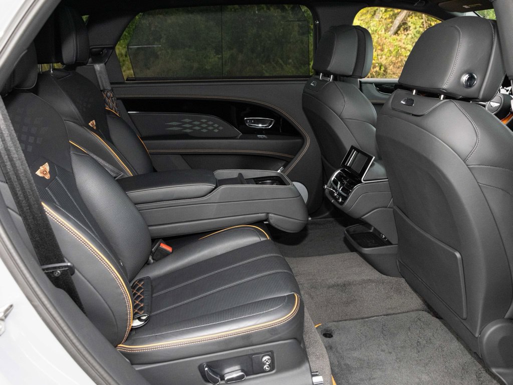 Used 2024 Bentley Bentayga Extended Wheelbase AWD/4WD image 69