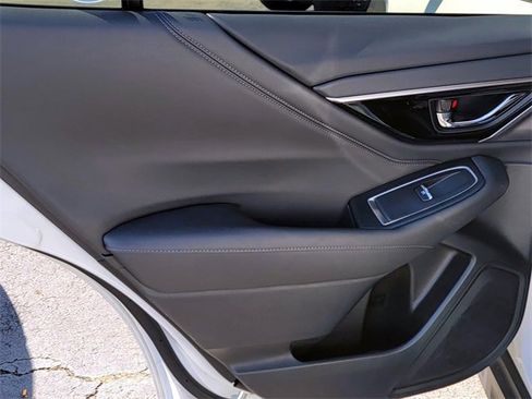 Used 2024 Subaru Outback Limited image 13