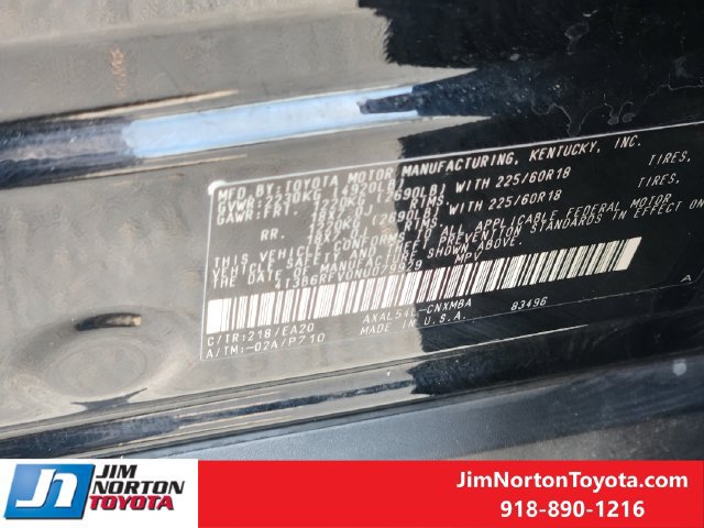 Used 2022 Toyota RAV4 XLE Premium AWD/4WD image 33