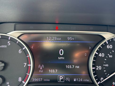 Used 2025 Nissan Sentra SV FWD image 16