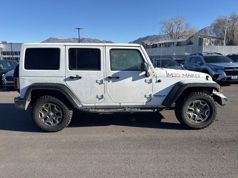 Used 2015 Jeep Wrangler Unlimited Rubicon w/ Connectivity Group image 2