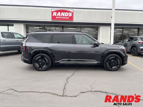 Used 2024 Kia EV9 GT-Line image 1