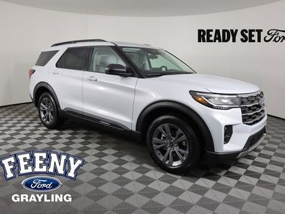 New 2026 Ford Explorer Active w/ Active Comfort Package