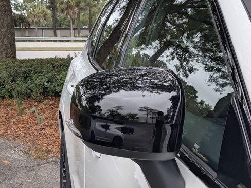 New 2026 Volvo XC60 B5 Core AWD/4WD image 10