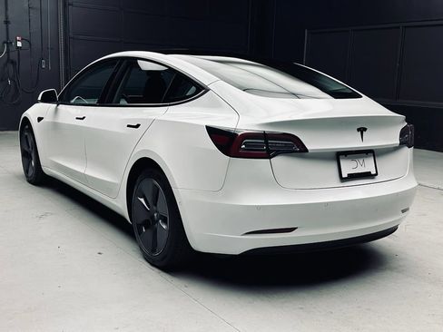 Used 2021 Tesla Model 3 Standard Range Plus RWD image 4