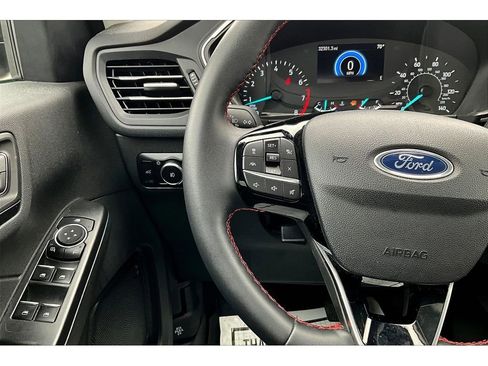Used 2022 Ford Escape SEL w/ SEL Stealth AWD Package image 19