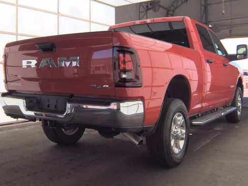 Used 2026 RAM 2500 Big Horn AWD/4WD image 4