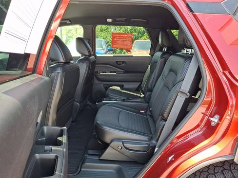 Certified 2023 Nissan Pathfinder Rock Creek AWD/4WD image 12