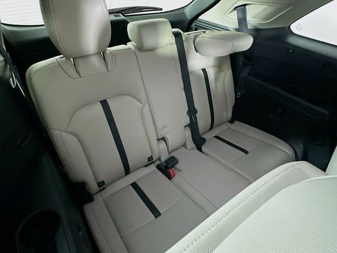 Certified 2024 MAZDA CX-90 3.3 Turbo w/ Preferred Plus image 35