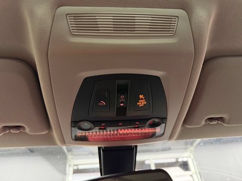 Used 2017 BMW X3 xDrive28i AWD/4WD image 25
