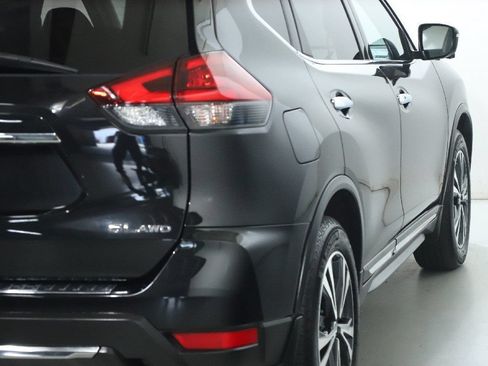 Used 2018 Nissan Rogue SL AWD/4WD image 45