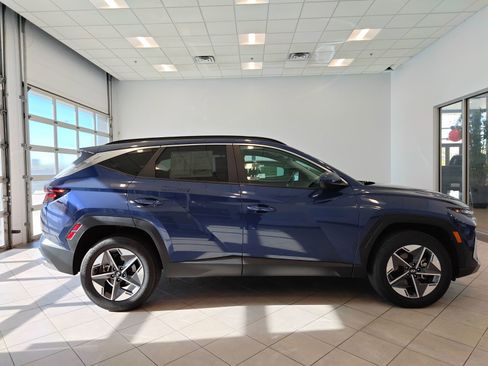 Used 2025 Hyundai Tucson SEL AWD/4WD image 2