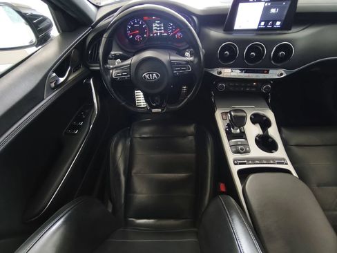 Used 2021 Kia Stinger GT2 AWD/4WD image 11