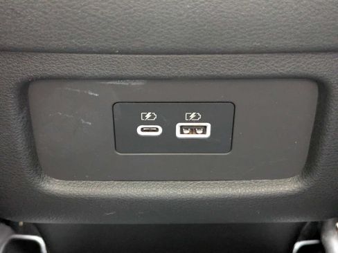Used 2022 Nissan Pathfinder SV w/ SV Black Package FWD image 18