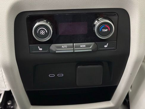 New 2026 Buick Enclave Avenir w/ Super Cruise Package image 7